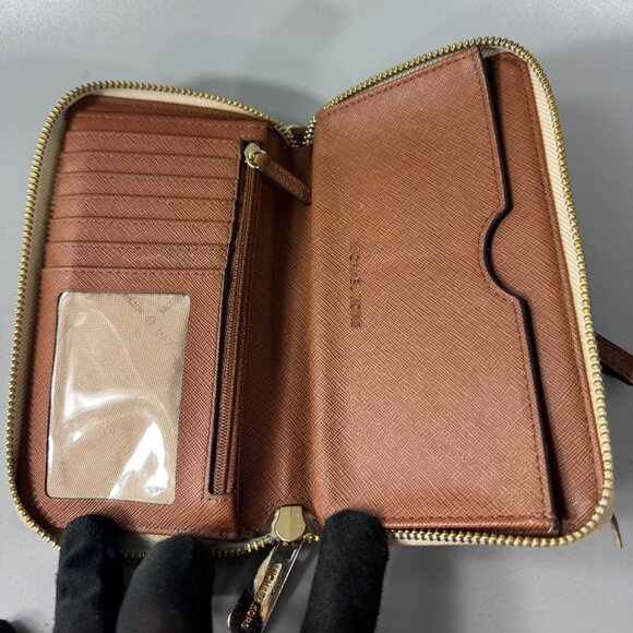 Michael Kors Jet Set Powder Blush Large Wallet/ Phone Case - Picture 9 of 15